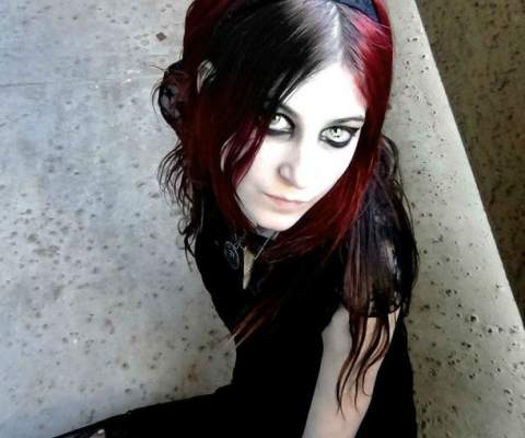 Goth Rock Metal Dating - Community | Darkyria