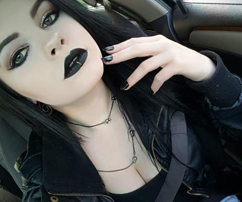 gothic singles